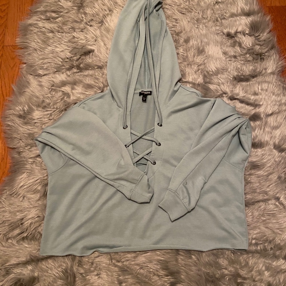 Green crop hoodie